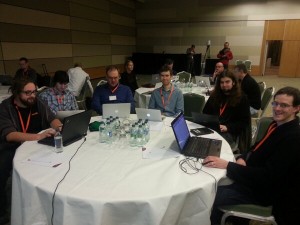 @CityMoodle: #mootie13 hackfest about to begin with @basbrands @mudrd8mz @davosmith @tim_hunt and others 